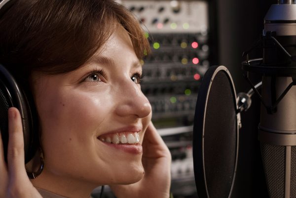 voz de locutor profesional